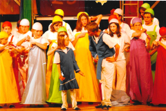 2005-spectacle-10-x-7